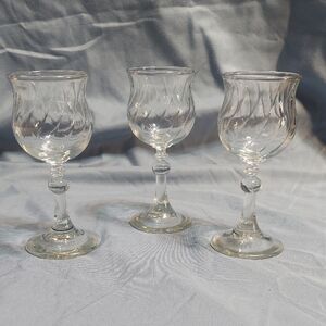 Vintage Avon Clear Optic Swirl Cordial Liqueur Glasses Set of 3 (5 7/16" H)